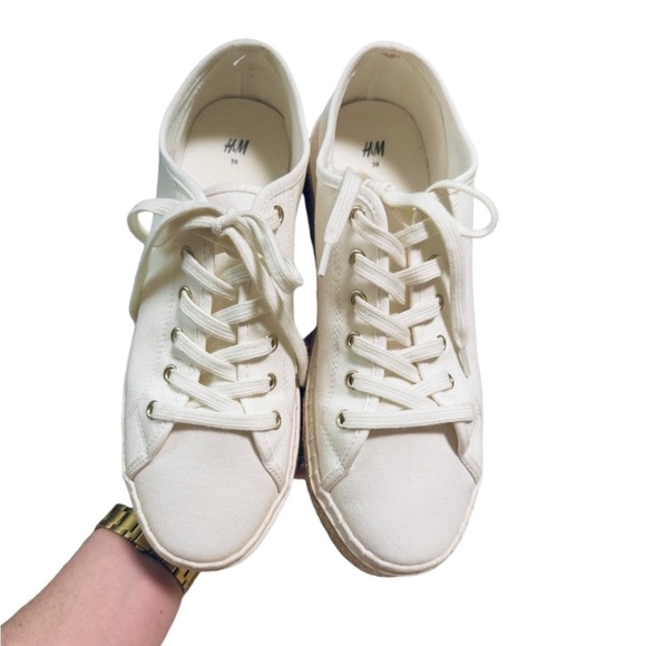 SOLD: H&M White Espadrille Sneakers - Size 8 US / 39 - Picture 6 of 10